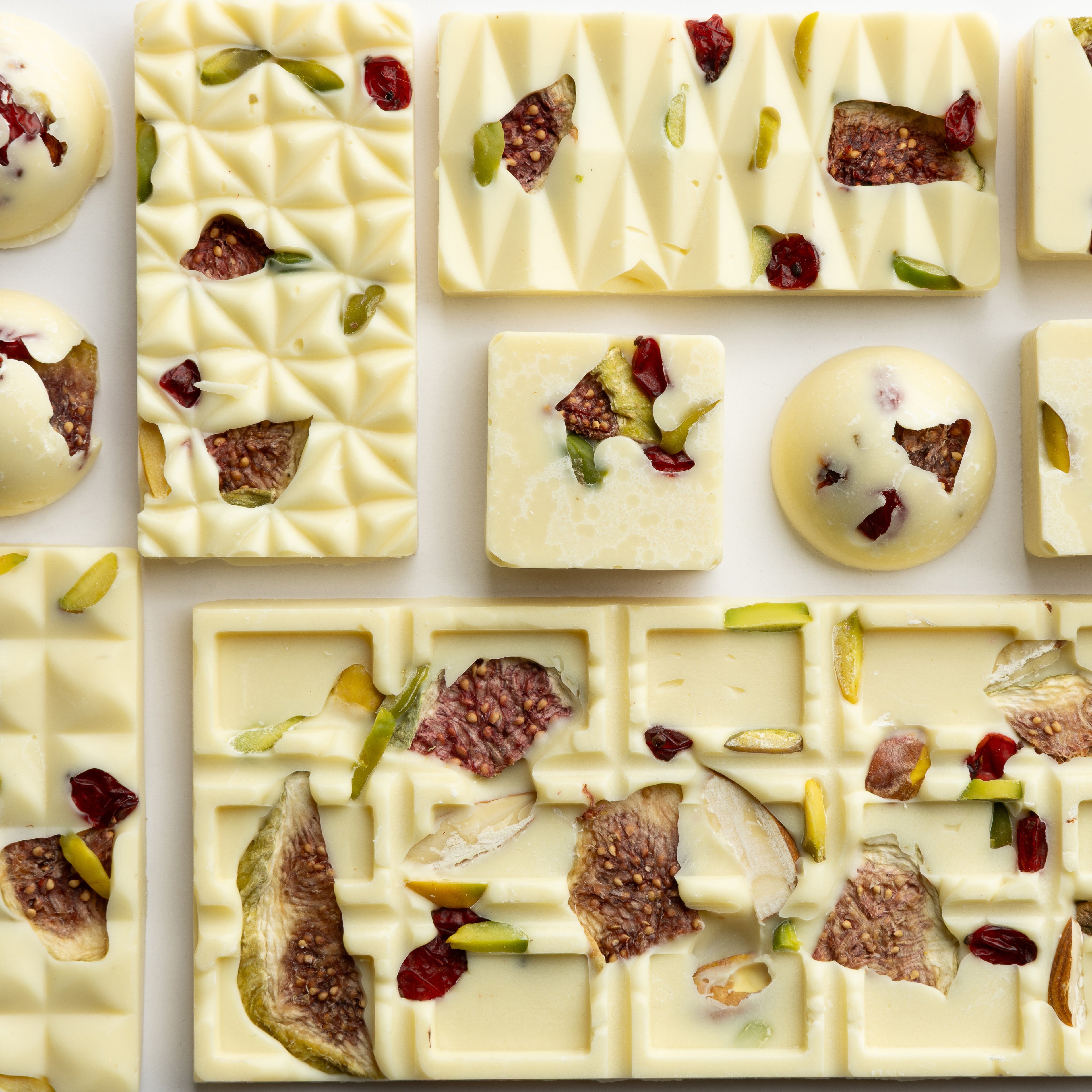 ChoFig collection — White and Noir bars by Figur