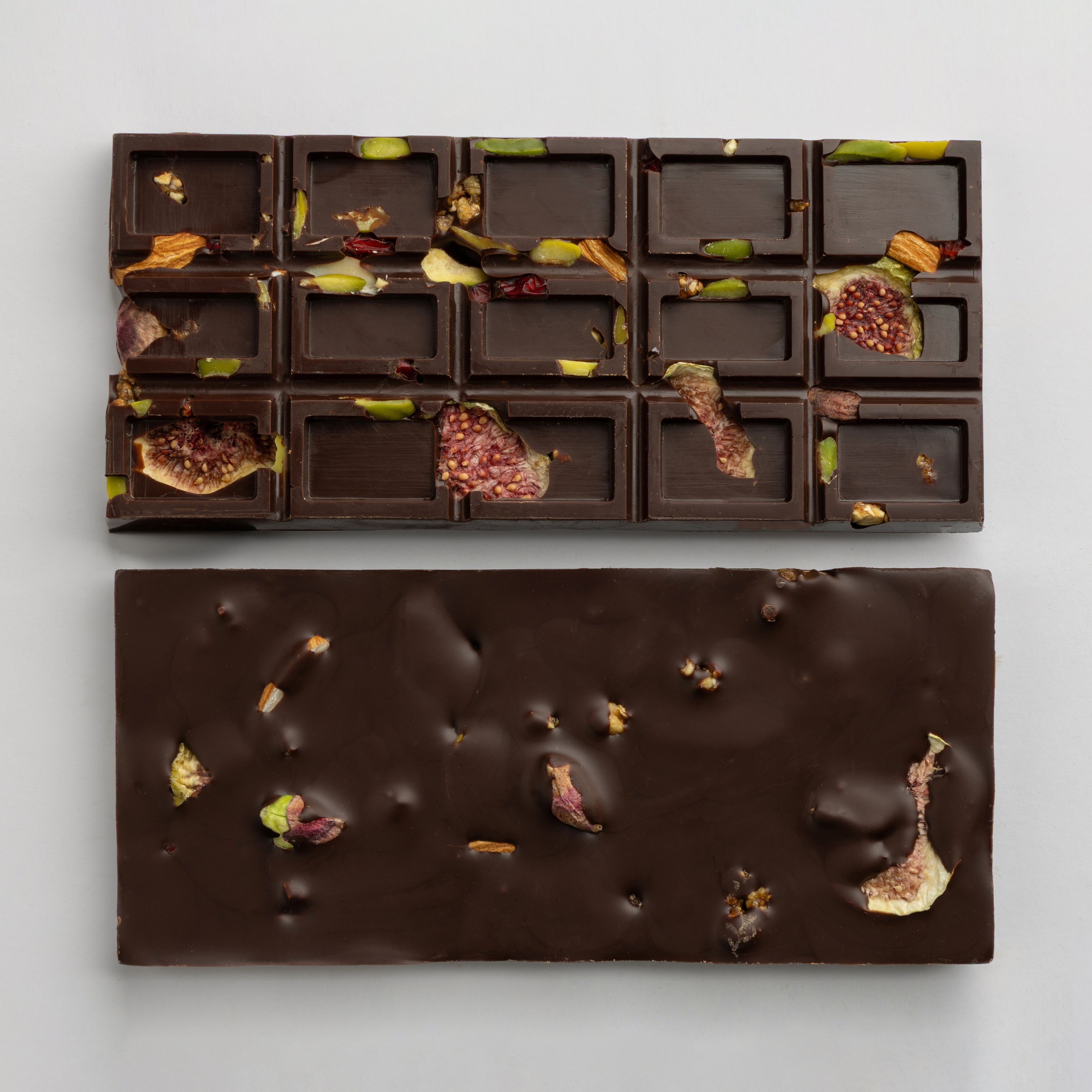 ChoFig Noir 70% — two dark chocolate fig bars
