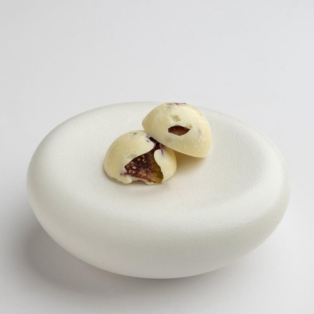 White ChoFig — premium white chocolate with crisp dried figs by Figur